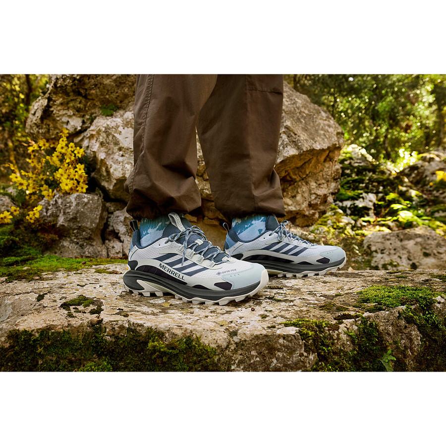 moški pohodniški čevlji moab speed 2 gore-tex calcite